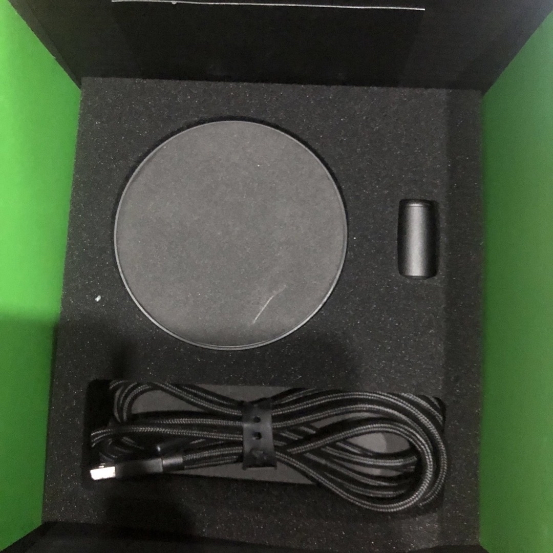 Razer(レイザー)のRazer マイク Seiren X USB コンデンサーマイク black 楽器のレコーディング/PA機器(マイク)の商品写真