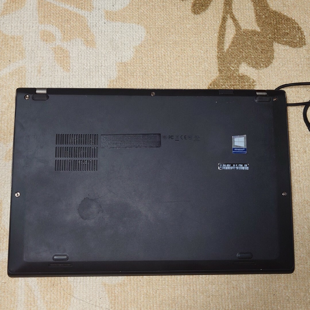 Lenovo ThinkPad X1 Carbon  16GB SSD512GB 5