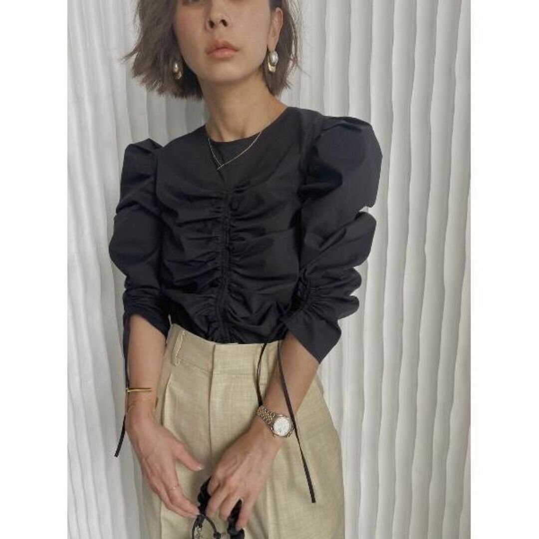 Ameri VINTAGE(アメリヴィンテージ)の新品 AMERI 2WAY LADY FISHBONE MINI BLOUSE レディースのトップス(シャツ/ブラウス(長袖/七分))の商品写真