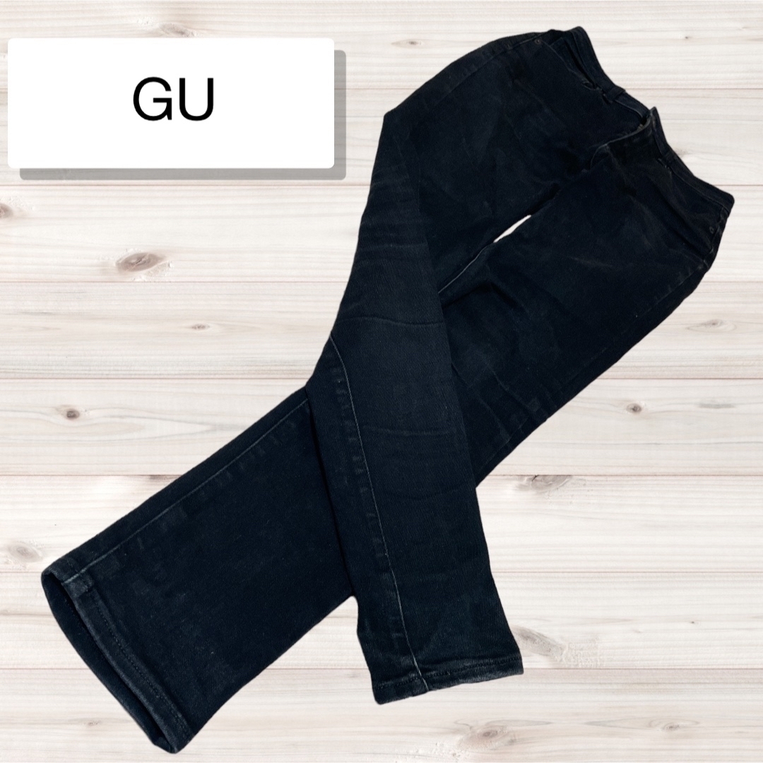 GU(ジーユー)のGU レディース　Gパン　サイズ67 ブラック レディースのパンツ(デニム/ジーンズ)の商品写真