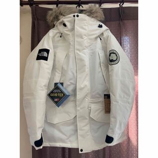 ノースフェイス(THE NORTH FACE) 白 ダウンジャケット(メンズ)(ファー