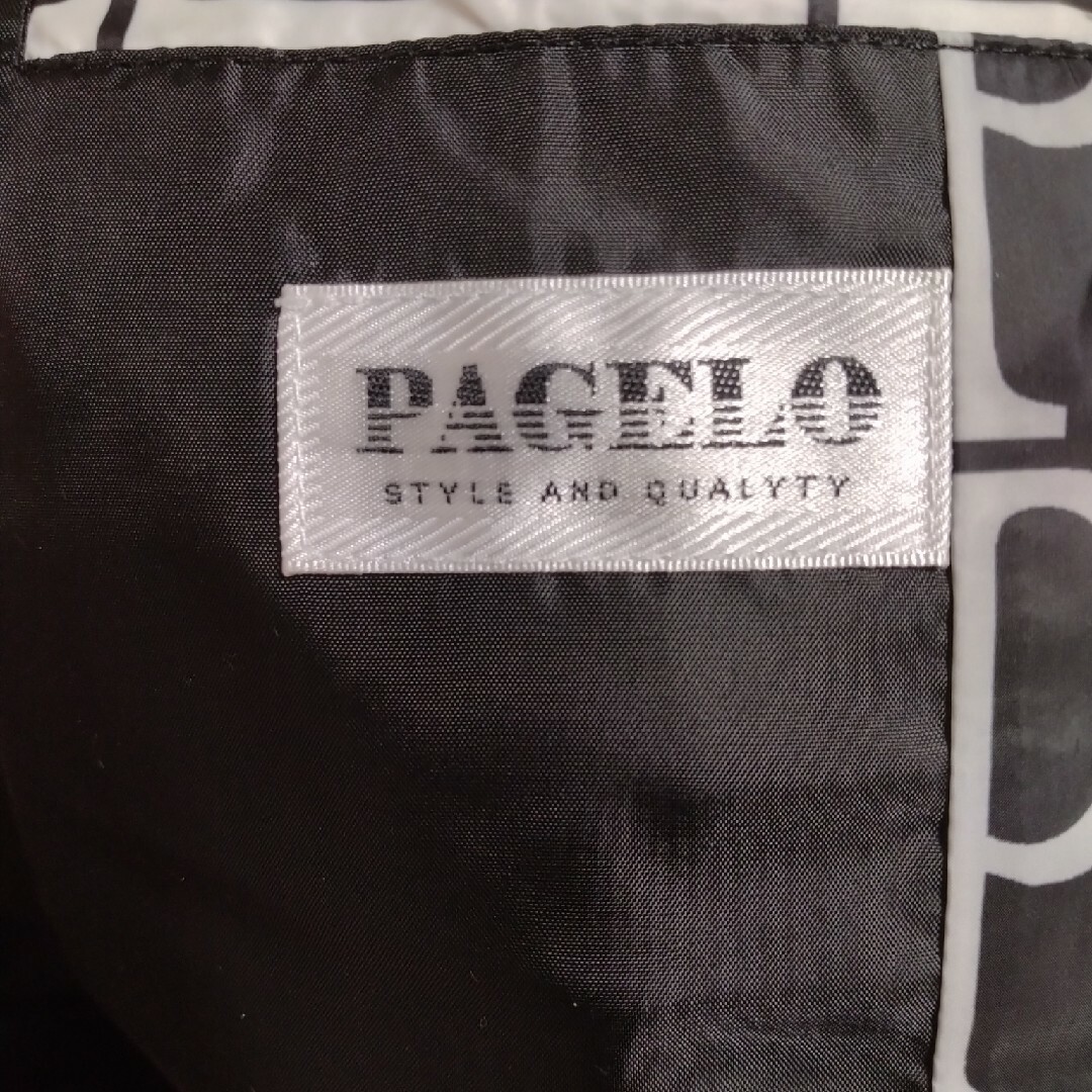 PAGELO(パジェロ)のお値下げ❤パジェロロゴプリントベストLLサイズ【美品】 メンズのジャケット/アウター(ダウンベスト)の商品写真