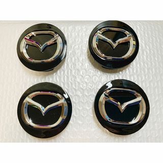 マツダ(マツダ)のマツダ MAZDA 4枚セット　ホイール センターキャップ　外径56MM(車外アクセサリ)