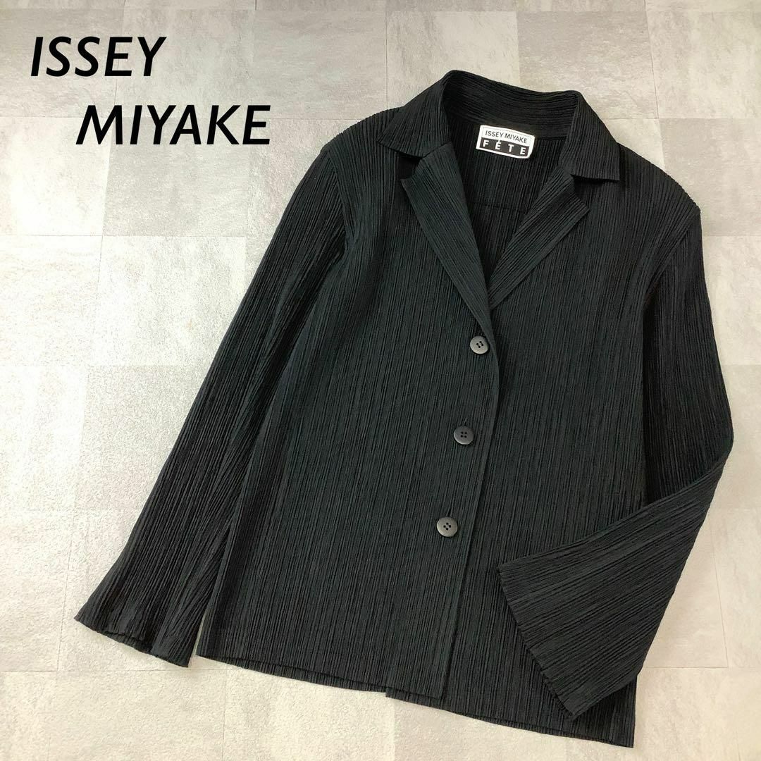 【極美品】ISSEY MIYAKE FETE 06年 プリーツジャケットレディース
