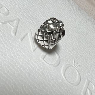 パンドラ(PANDORA)のパンドラPANDORA  シルバーチャーム　正規品(チャーム)