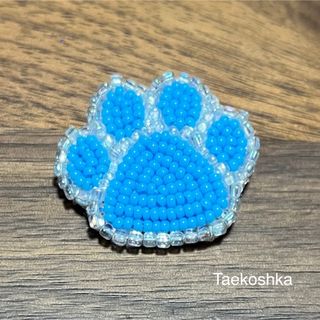 ¥2499  チョウチンアンコウ　ブローチ　ビーズ刺繍