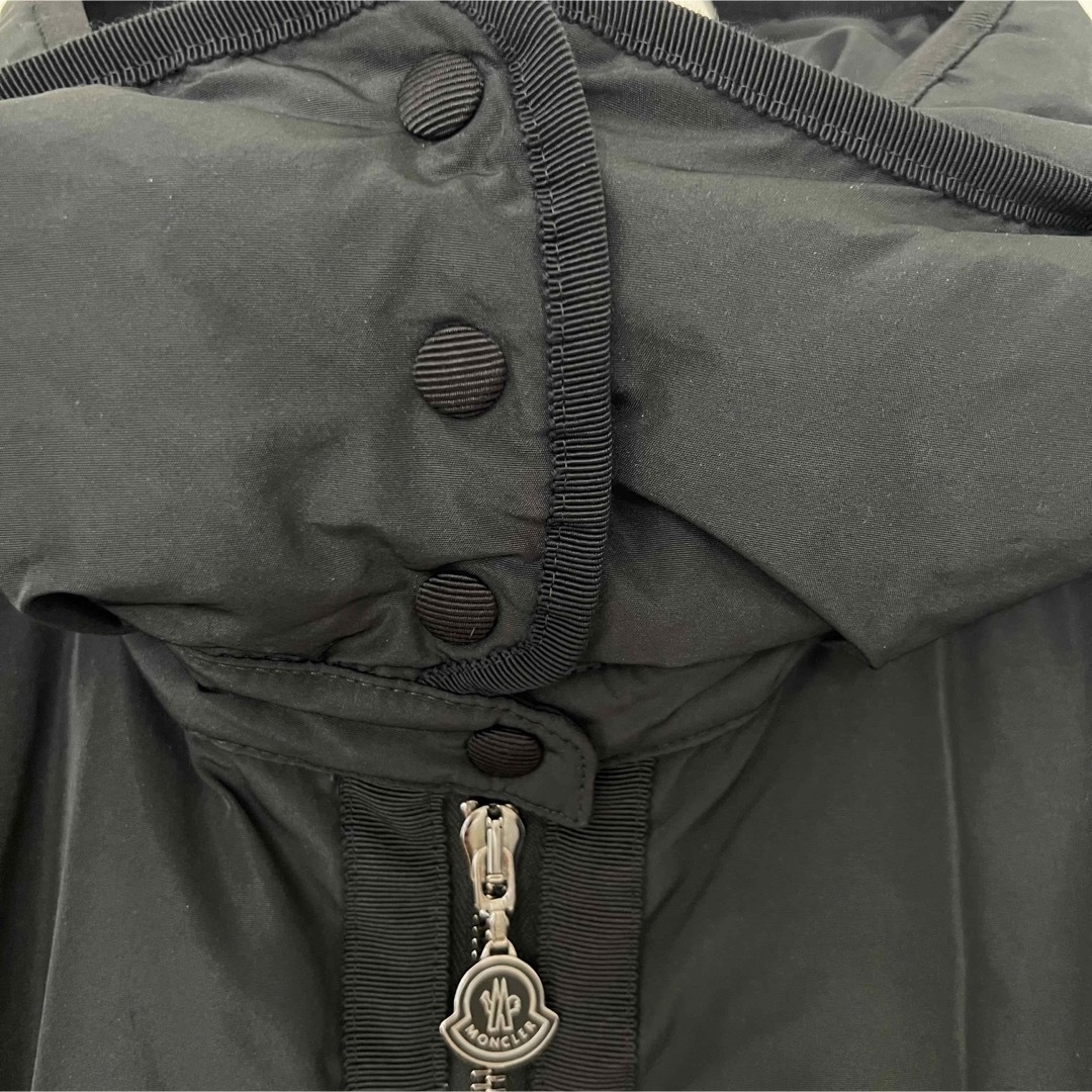 MONCLER(モンクレール)の ☆美品☆ MONCLER SAISSAC サイサック ブラック 黒 レディースのジャケット/アウター(ダウンコート)の商品写真