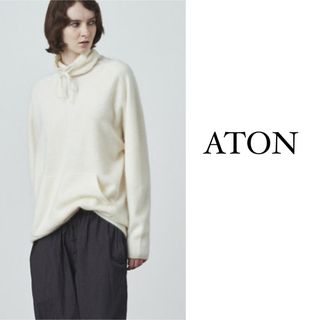 エイトン(ATON)の美品　エイトン　カシミヤ100 ハイネック　ニット　ガーメントスモック(ニット/セーター)