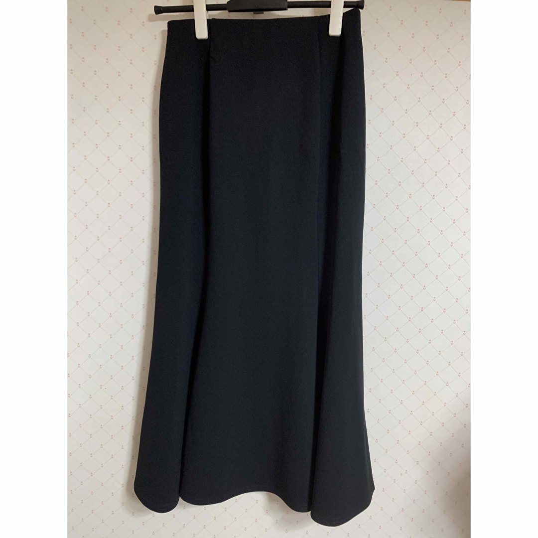 GU(ジーユー)のGU マーメイドスカート ブラック レディースのスカート(ロングスカート)の商品写真