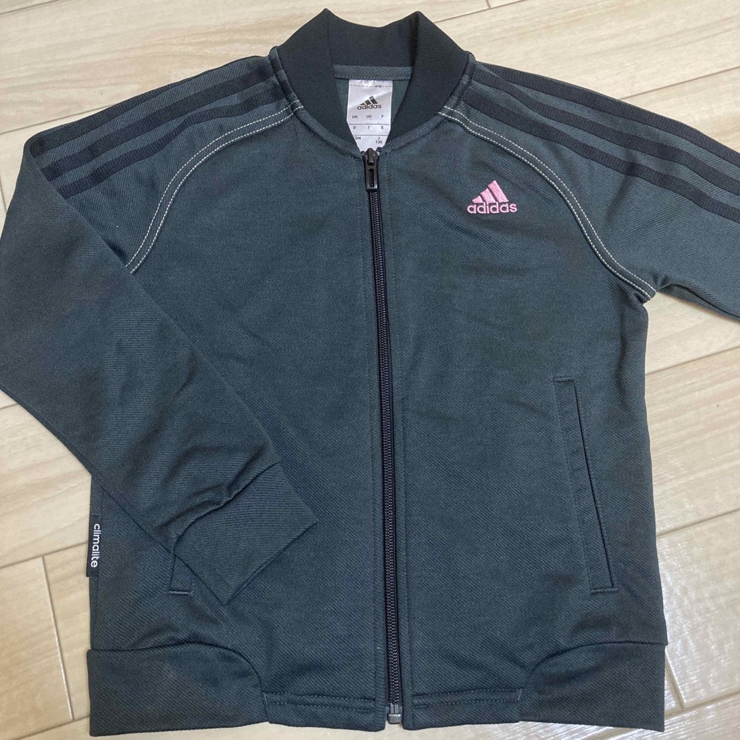 adidas(アディダス)のadidas アディダス ジャージ　 キッズ/ベビー/マタニティのキッズ服男の子用(90cm~)(ジャケット/上着)の商品写真