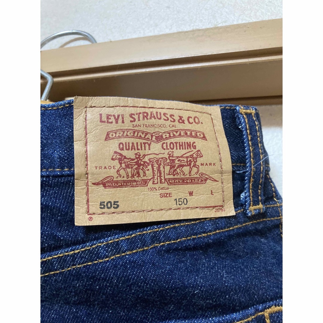 Levi's(リーバイス)のLevi'sデニムジーンズ505  150cm キッズ/ベビー/マタニティのキッズ服男の子用(90cm~)(パンツ/スパッツ)の商品写真