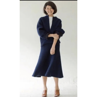 マディソンブルー(MADISONBLUE)のMADISON BLUE セットアップ モザイクウール Vネック 変形スカート(ニット/セーター)