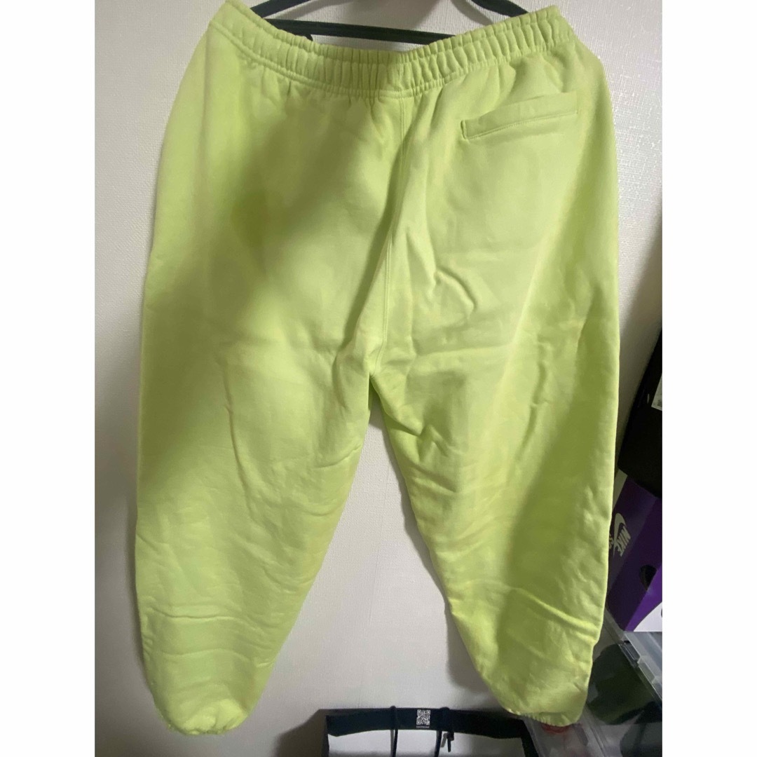 STUSSY(ステューシー)のStussy × NikeWashed Fleece Pant "Yellow" メンズのトップス(スウェット)の商品写真