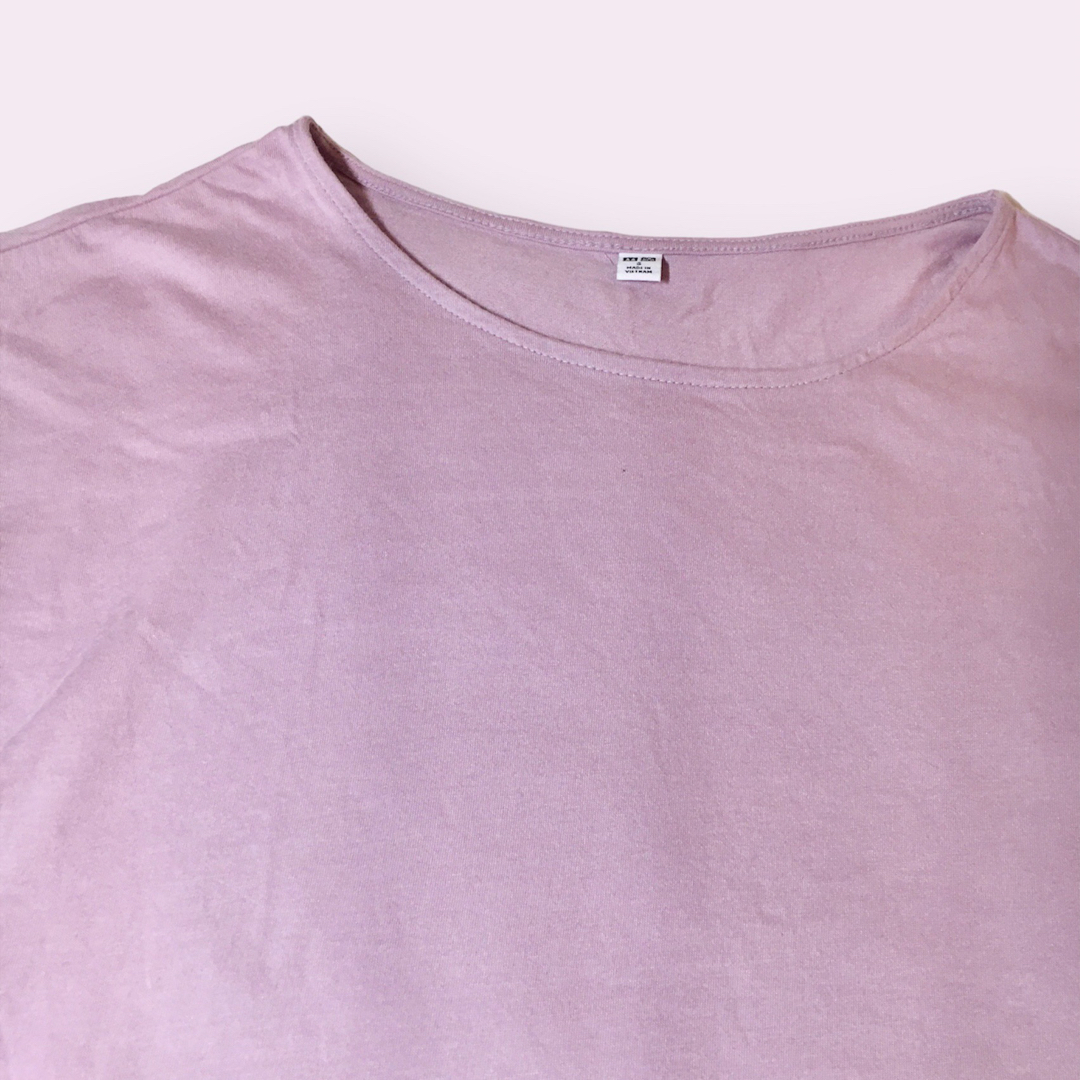 UNIQLO(ユニクロ)のUNIQLO フリルスリーブT 半袖 パープル ピンク Sサイズ レディースのトップス(Tシャツ(半袖/袖なし))の商品写真