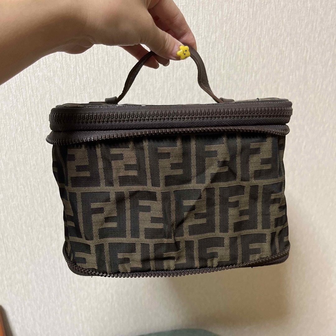 FENDI(フェンディ)の♡本日限定お値下♡FENDI バニティ バッグ♡ レディースのバッグ(ハンドバッグ)の商品写真