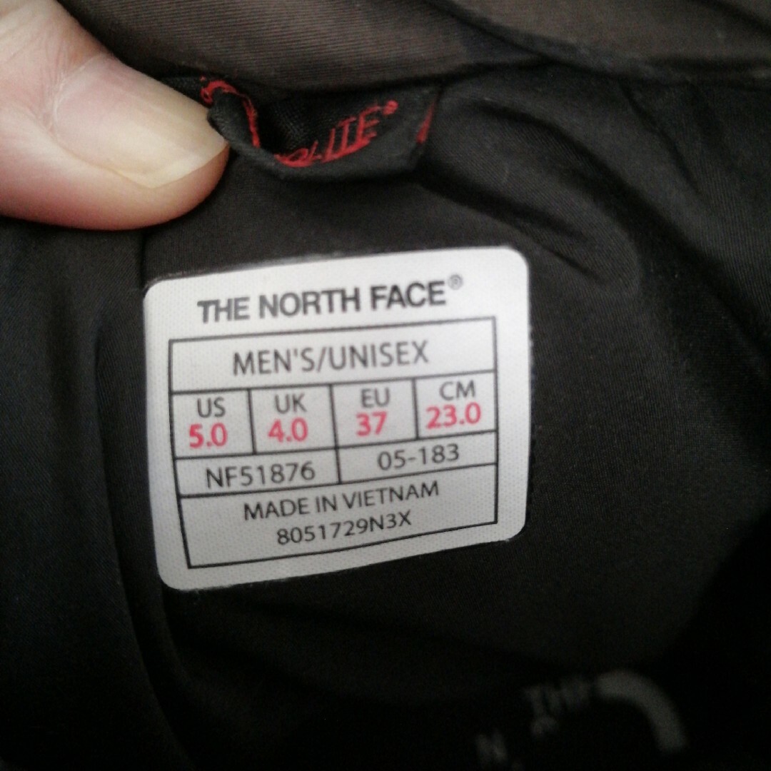 THE NORTH FACE カモフラ柄　ヌプシブーツ 1