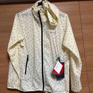 MARMOT - タグ付き！marmot  軽量ジャケット　クリーム色ベース　Lサイズ