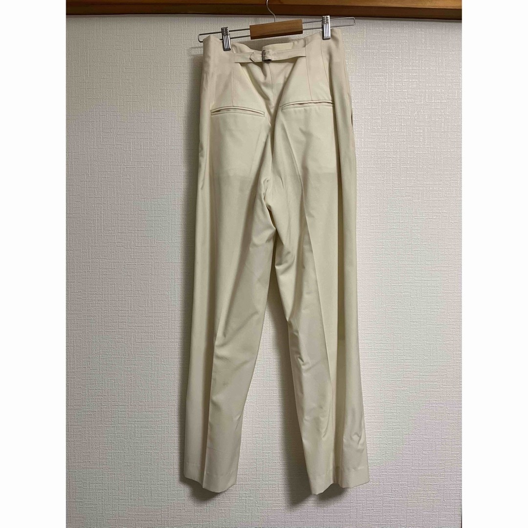 カーサフライン テーパードワイドパンツ オフホワイト
