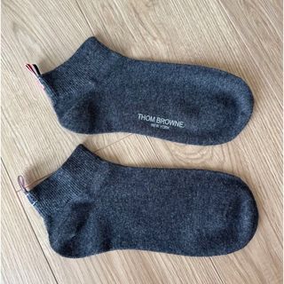 トムブラウン レディースの通販 200点以上 | THOM BROWNEを買うならラクマ