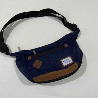 チャンピオン(Champion)の美品◯チャンピオン　ボディバッグ(ボディーバッグ)