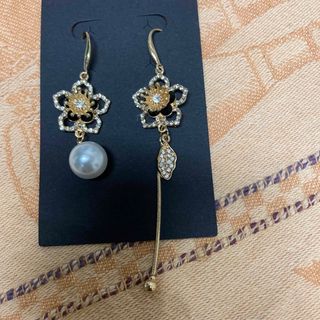 ピアス(ピアス)