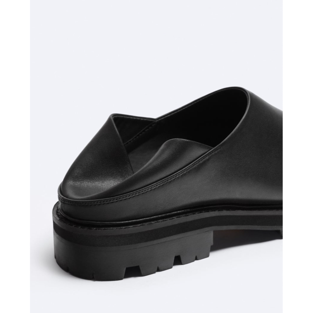 ZARA   ZARA VIBRAM® レザーローファーの通販 by マスオカ商店｜ザラ