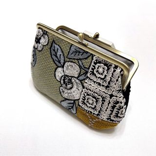 ミナペルホネン ハンドメイド がま口 goodold Camellia 通帳の通販 by