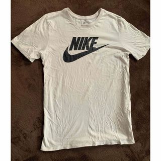 ナイキ(NIKE)のナイキ　Tシャツ　白(Tシャツ/カットソー(半袖/袖なし))