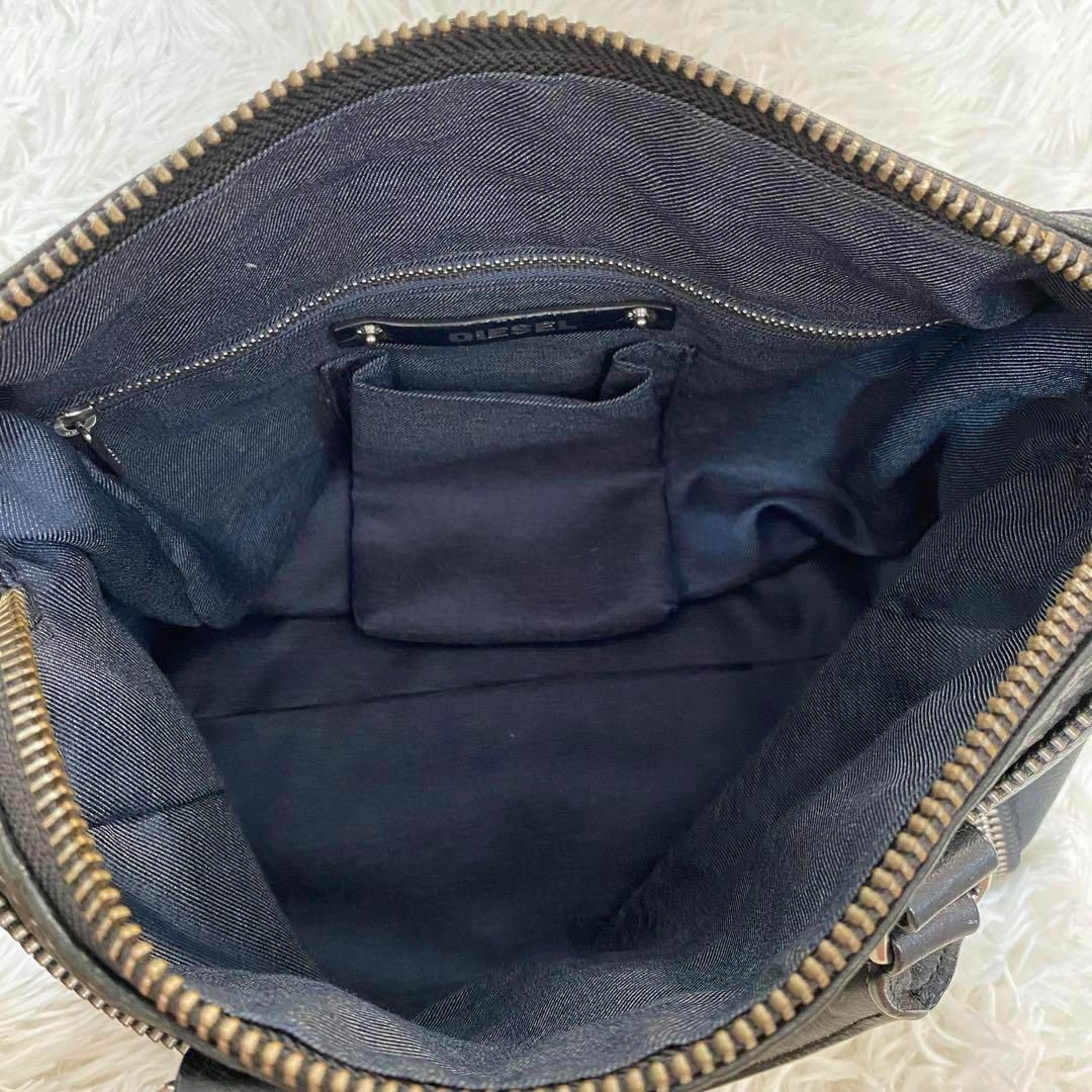 DIESEL ディーゼル ショルダーバッグ ハンドバッグ 2way 斜めがけ 黒 DIESEL ディーゼル ショルダーバッグ ハンドバッグ 2way 斜めがけ 黒