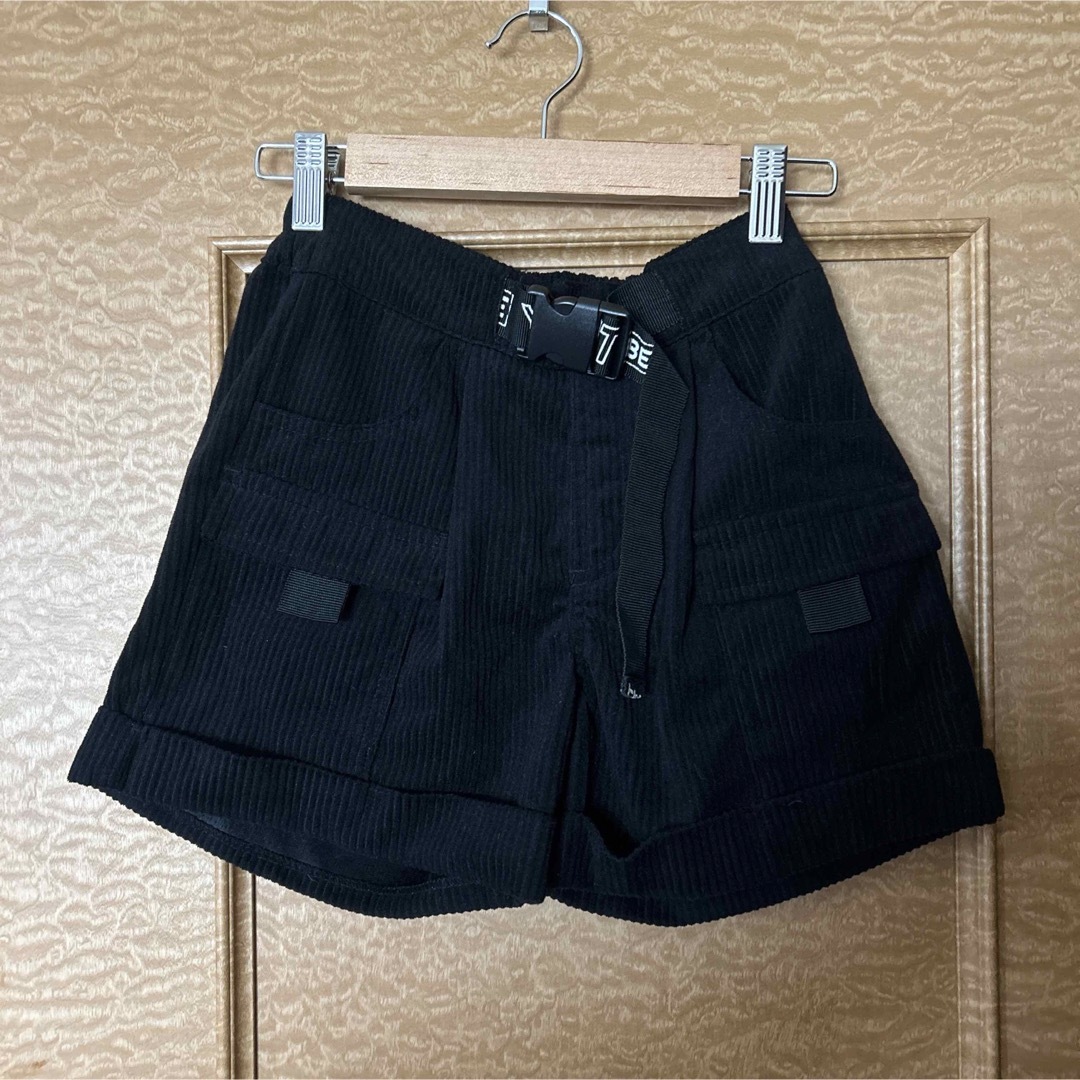 コーデュロイ ショートパンツ 140cm 女の子 美品 女の子 秋 冬 キッズ/ベビー/マタニティのキッズ服女の子用(90cm~)(パンツ/スパッツ)の商品写真