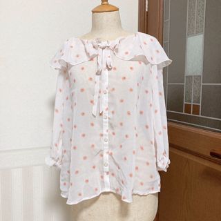 ディップドロップス(Dip Drops)のディップドロップス★新品★花柄ブラウス(シャツ/ブラウス(長袖/七分))