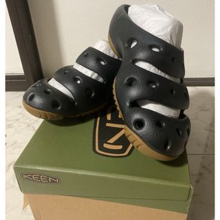 キーン(KEEN)の【未使用品】KEEN キーン　YOGUI ヨギ　サンダル 　28.0㎝/ブラック(サンダル)