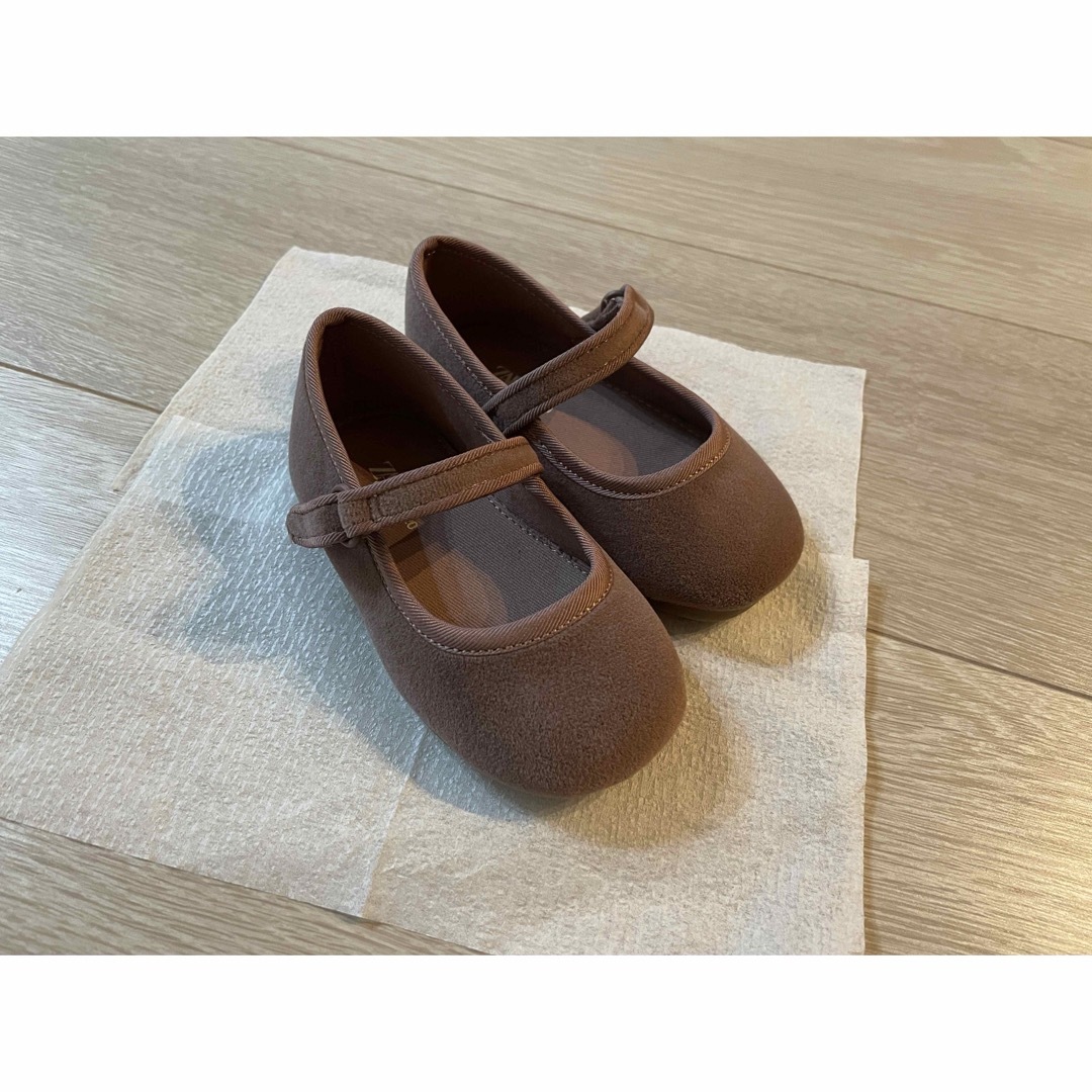 ZARA KIDS(ザラキッズ)のZARA KIDS ベルベットバレエシューズ ピンク ベロアシューズ レディースの靴/シューズ(バレエシューズ)の商品写真