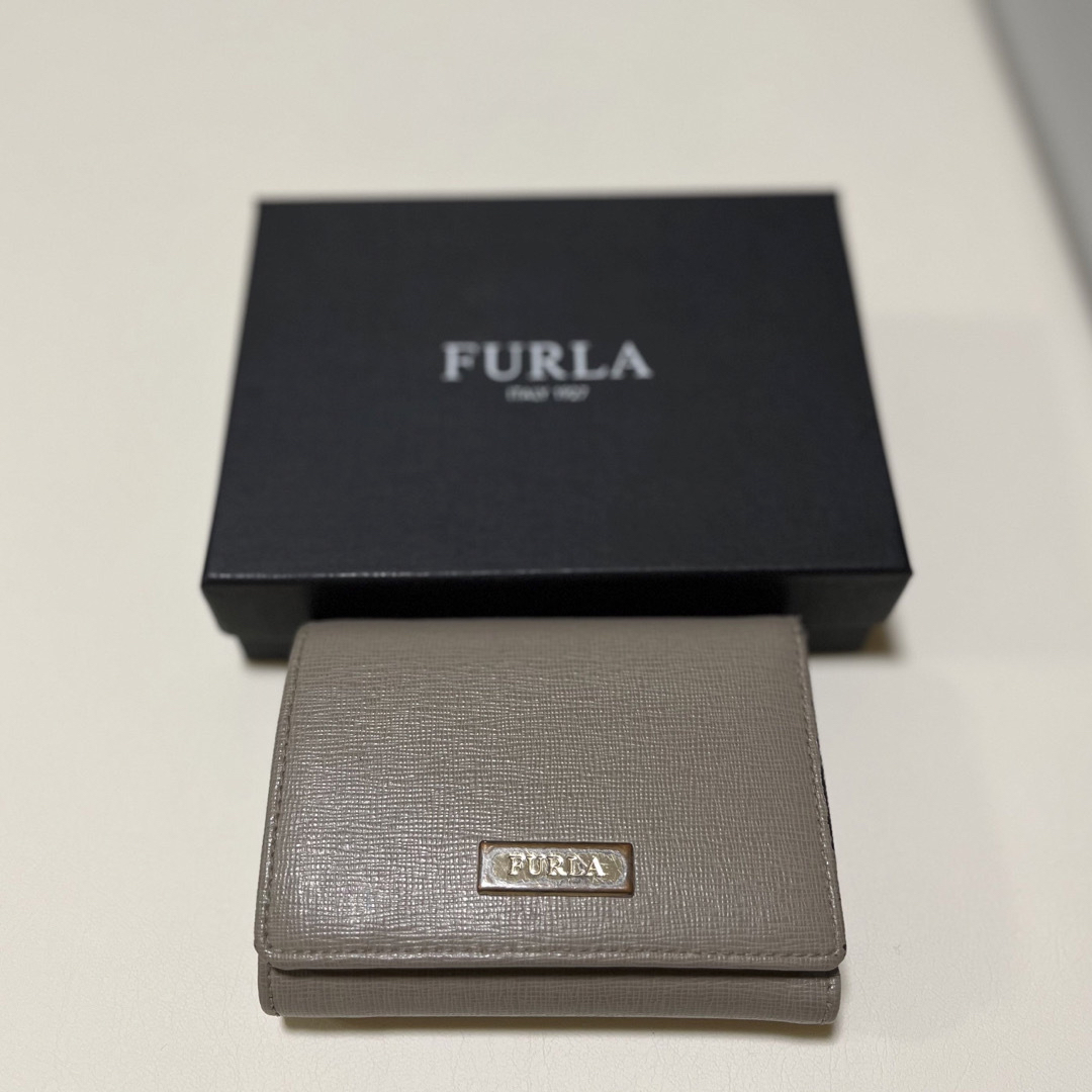 フルラ　FURLA 三つ折り財布 | フリマアプリ ラクマ