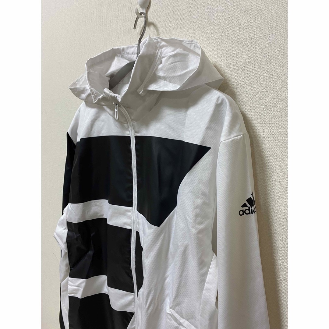 adidas ウインドブレーカーパーカー　M