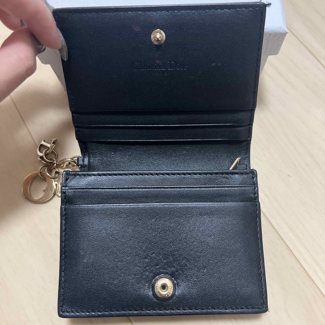 Dior(ディオール)のLADY DIOR ミニウォレット レディースのファッション小物(財布)の商品写真