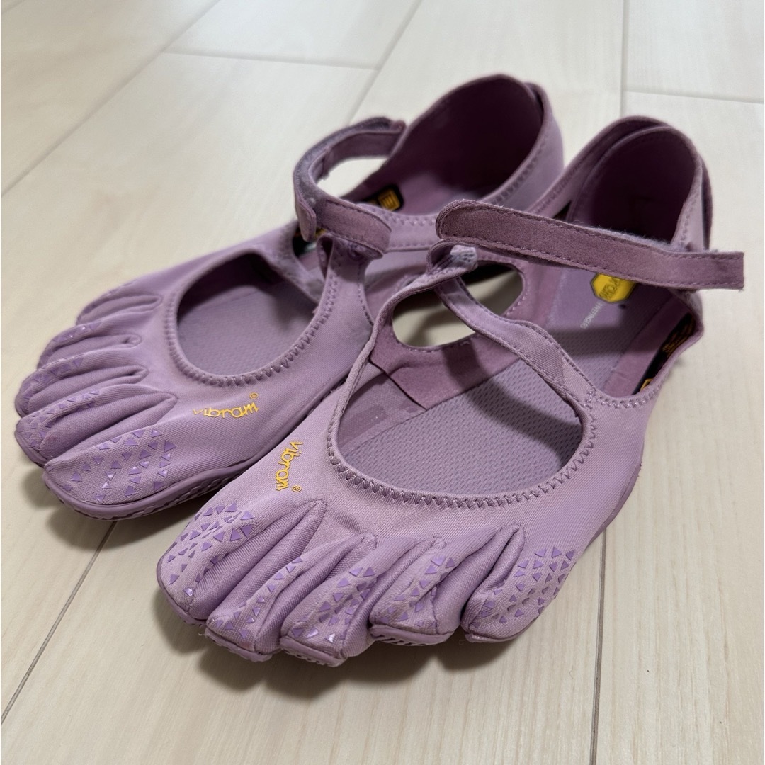 美品】Vibram ビブラム 5本指シューズ 23cm レディース-