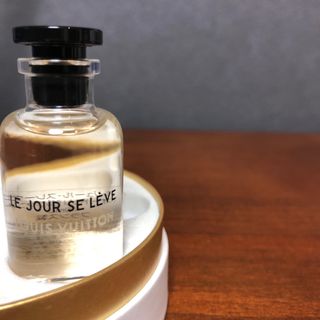 ルイヴィトン(LOUIS VUITTON)のルイヴィトン "ルジュールスレーヴ" 10ml 香水 ミニチュアボトル 金木犀(香水(男性用))