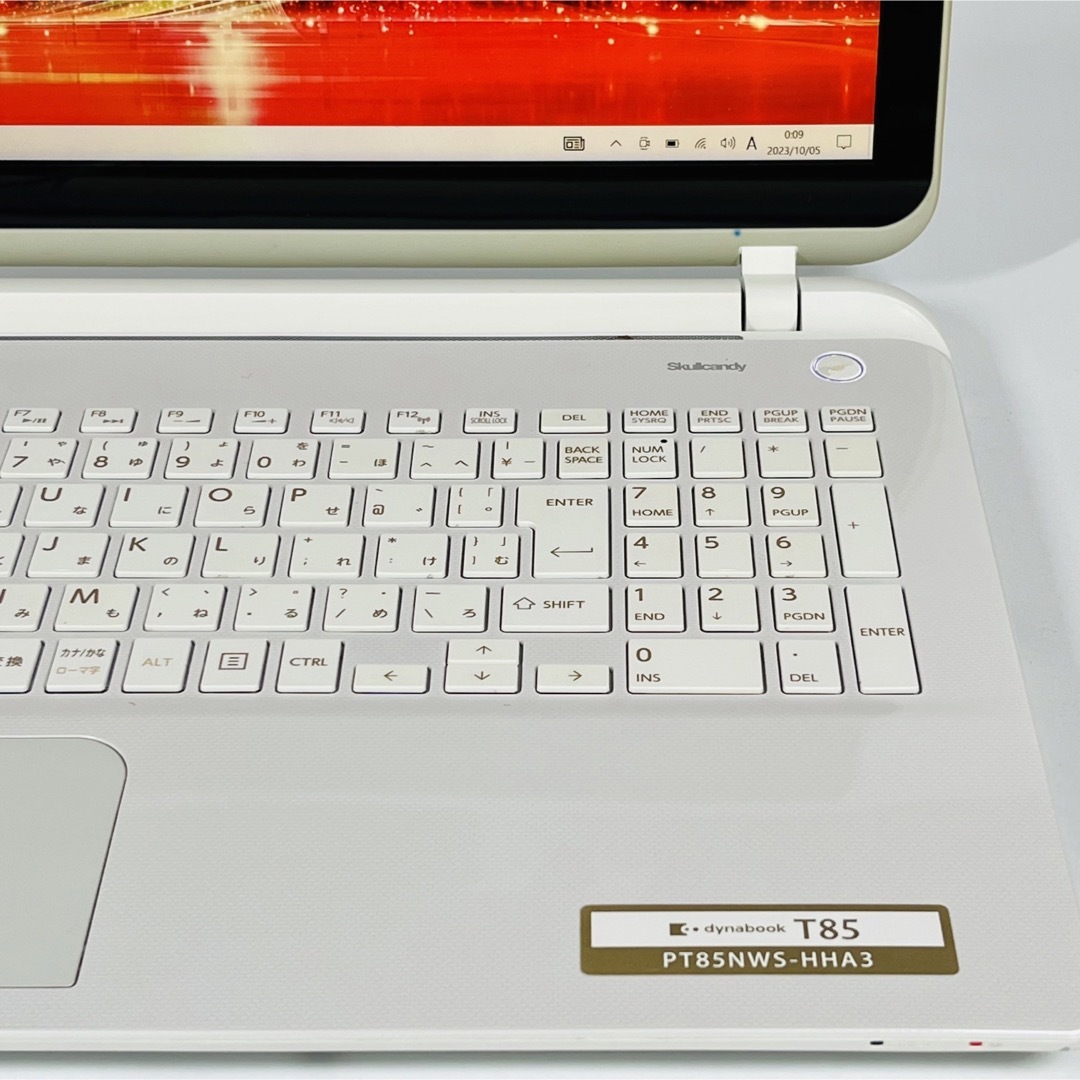 美品⭐️薄型ノートパソコン Corei7 メモリ8GB SSD オフィス付き 東芝