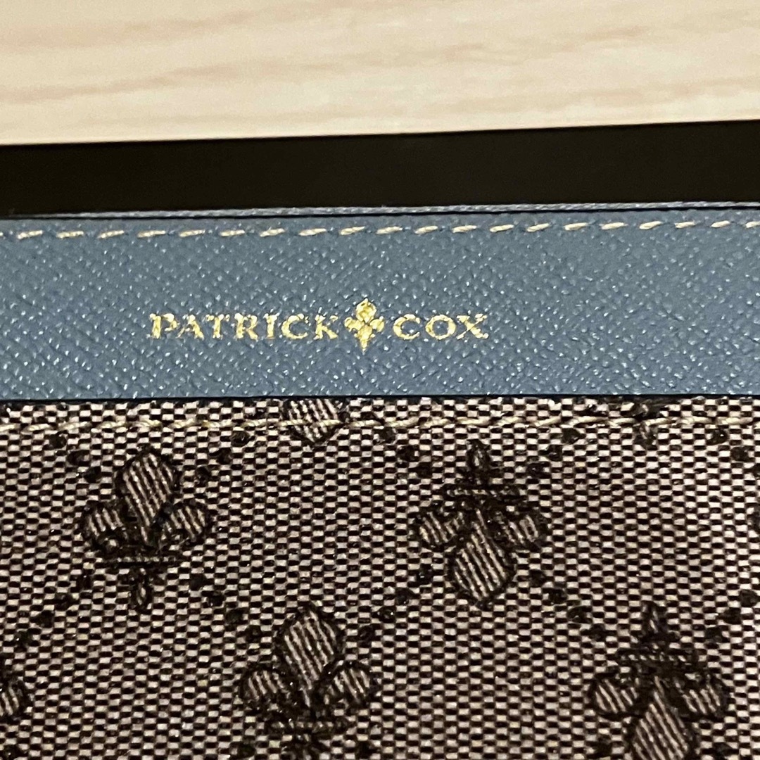 PATRICK COX(パトリックコックス)の（美品）パトリックコックス  ラウンドジップ コインケース ブルー系カラー メンズのファッション小物(コインケース/小銭入れ)の商品写真