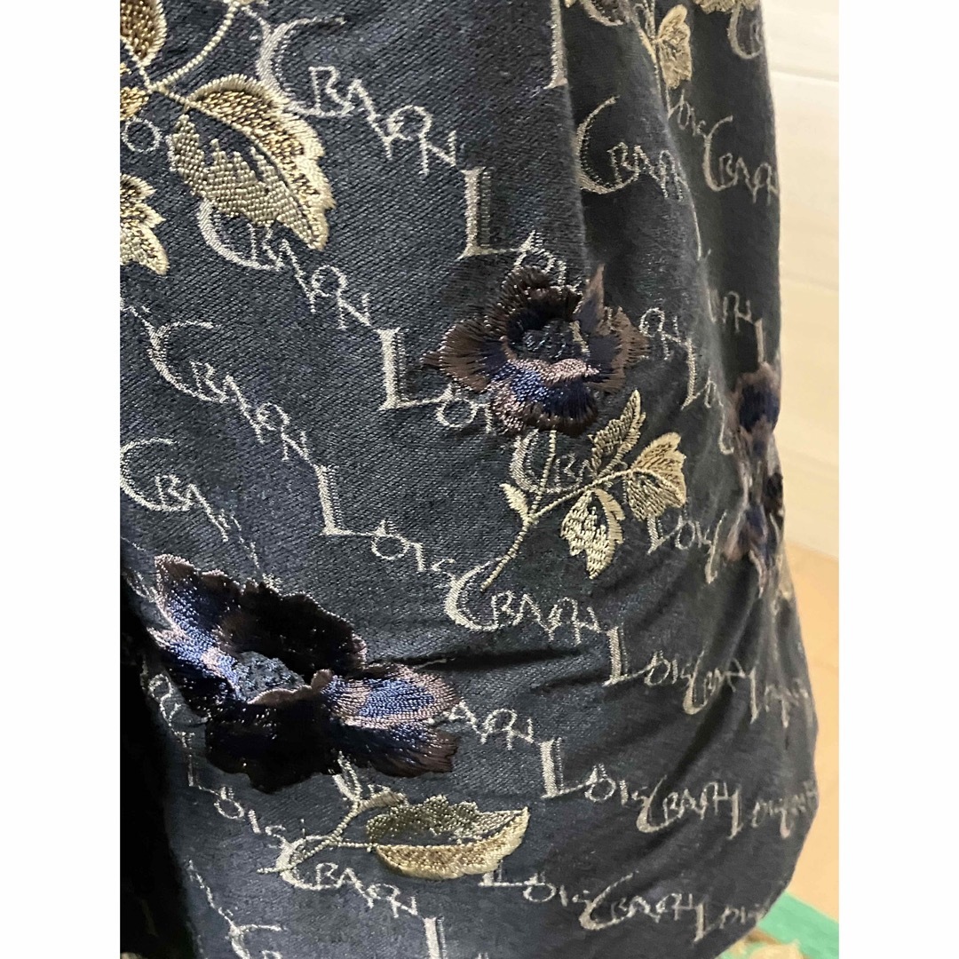 ロイスクレヨン　激レア　ロゴ柄花刺繍ジャケットとスカート　セットアップ