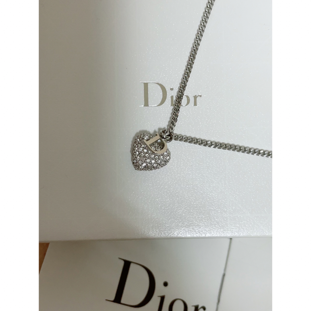 Diorハートネックレス