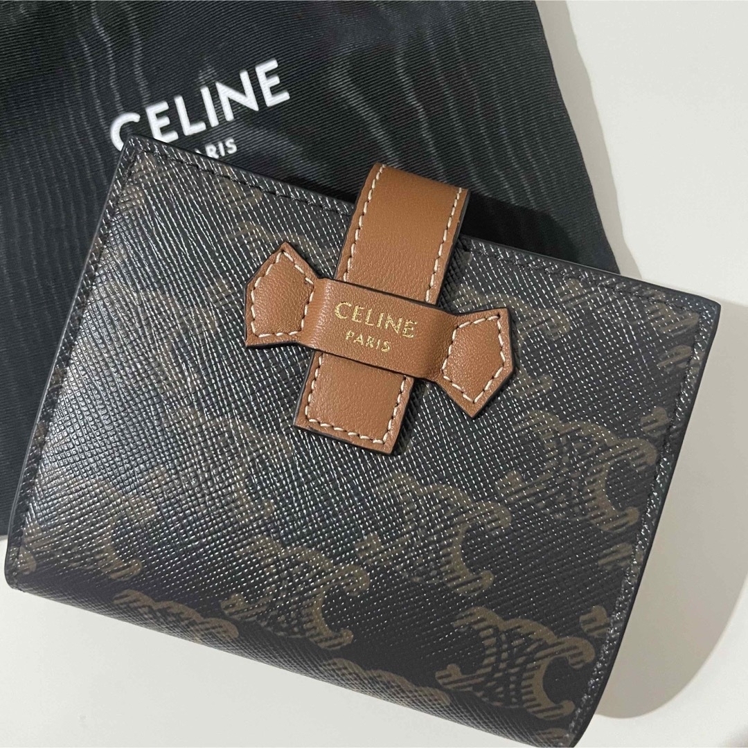 CELINE スモールストラップウォレット　 新品未使用箱ファッション小物