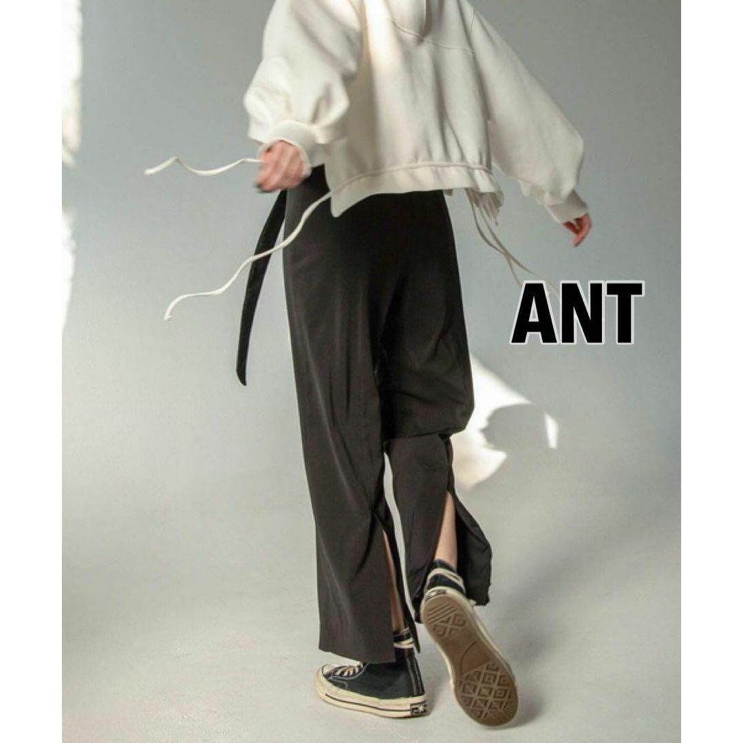 【送料無料】ANT HIGH WAIST BACK SLIT PANTS 黒