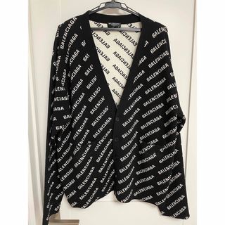 BALENCIAGA(カーディガン)のフリマアイテム一覧 BALENCIAGA(カーディガン)のフリマアイテム一覧