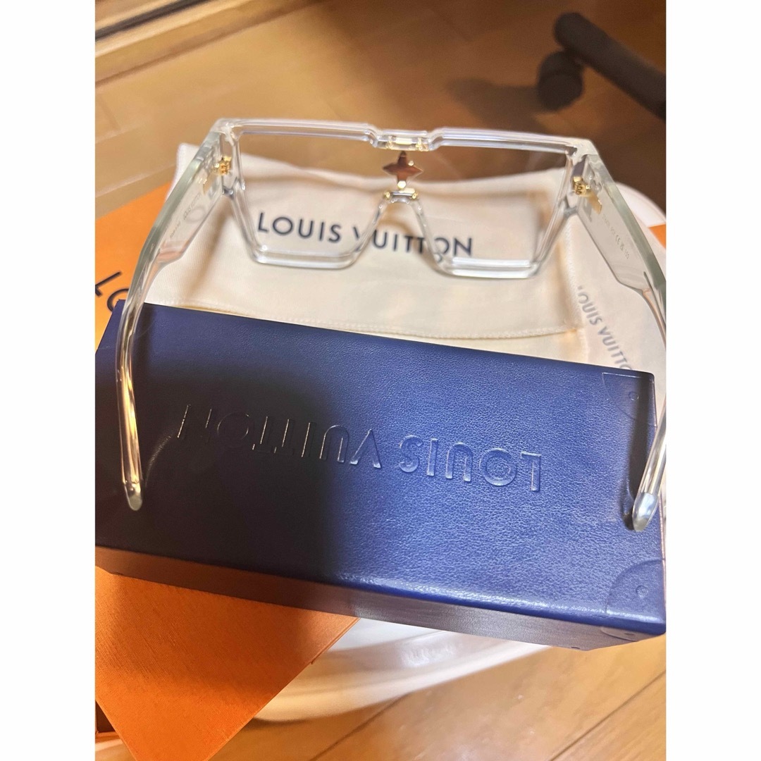 VUITTON サイクロン クリア サングラス スケルトン ヴィトン