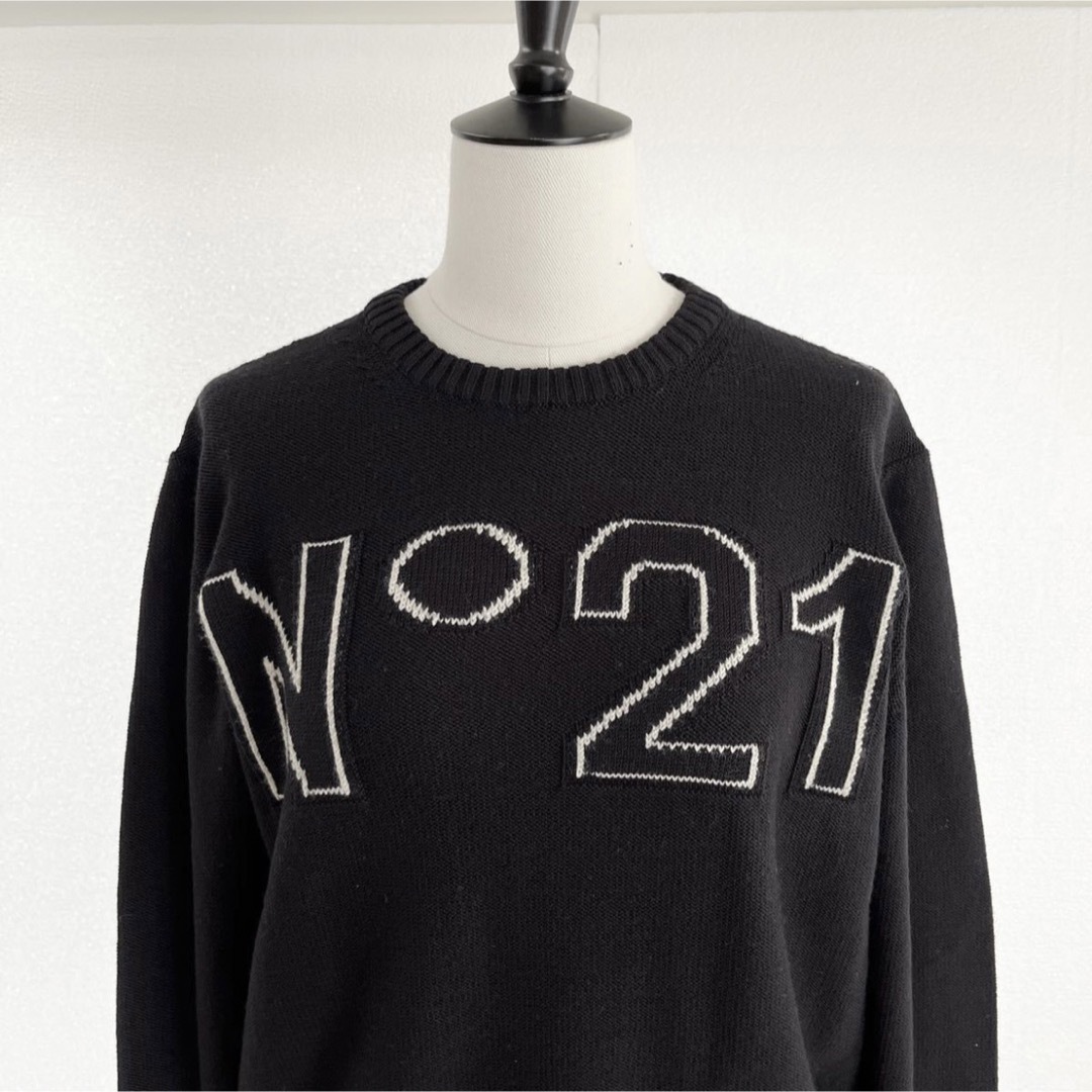 N°21 - N°21ヌメロ ヴェントゥーノ ロゴ入りニット セーター ブラック