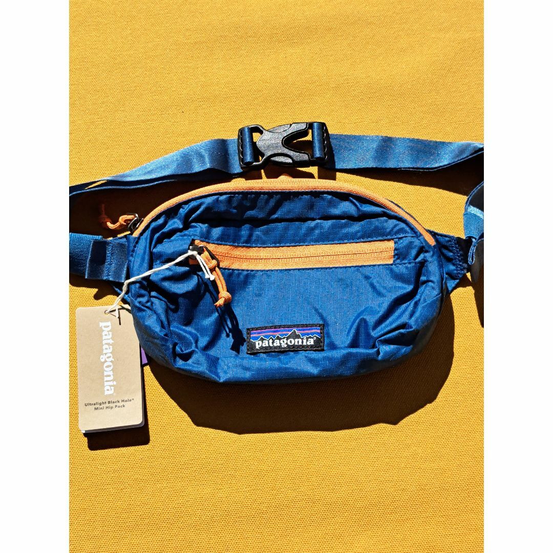 patagonia(パタゴニア)のパタゴニア UL Black Hole Mini Hip Pack WAVB メンズのバッグ(ボディーバッグ)の商品写真