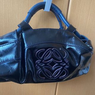 ロエベ(LOEWE)のロエベ　バッグ　トート　ナッパアイレ　エナメル　(ハンドバッグ)