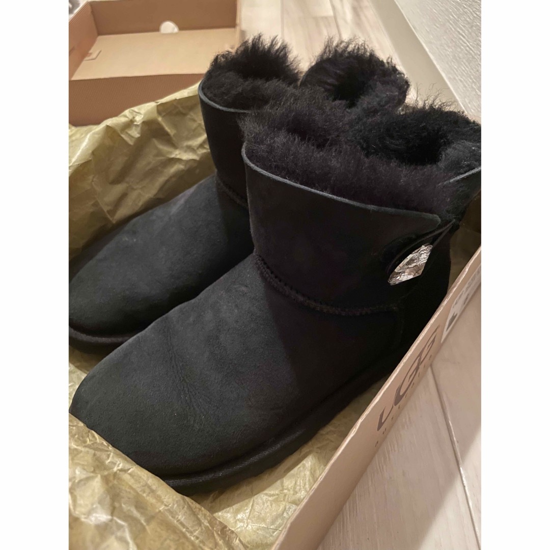 UGG スワロフスキームートンBLACK